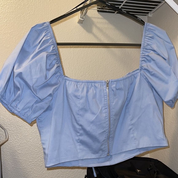 Fᴏʀᴇᴠᴇʀ 21 ᴛᴏᴘ - Picture 4 of 6